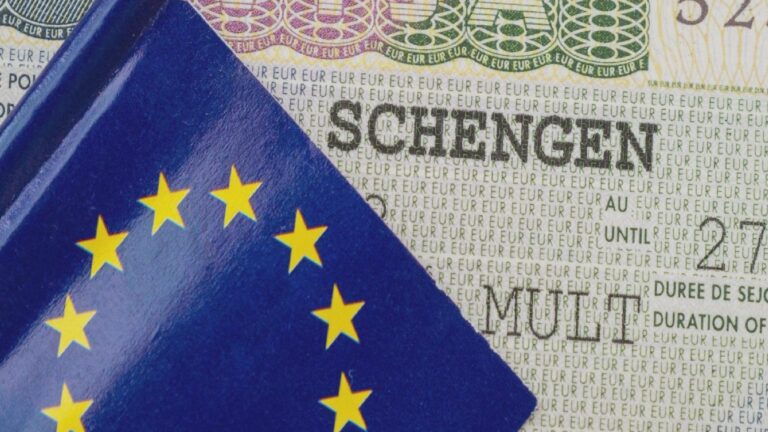 Schengen vizesi nasıl karaborsaya düştü?