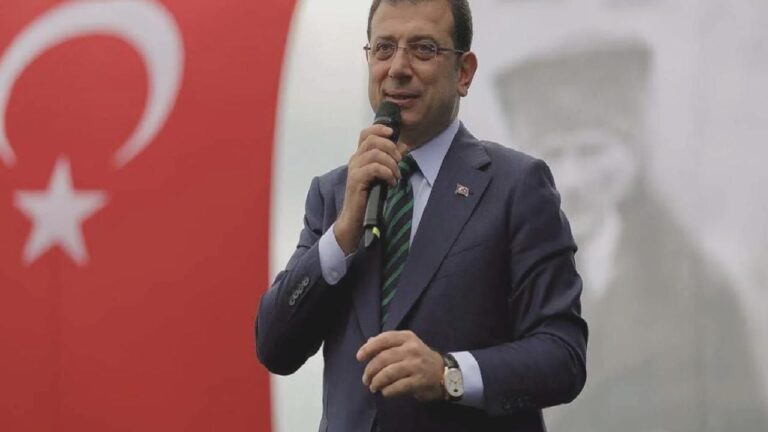 Abdulkadir Selvi: Milletin seçtiklerini siyasi yasaklarla tasfiye etmek yanlıştır, bunun adı Ekrem İmamoğlu olsa da
