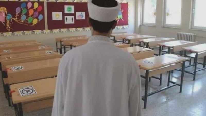 ÇEDES’e karşı çıktığı için görev yeri değiştirilen öğretmen anlattı: “Çocuklar, üzerinde Atatürk resmi var diye parayı tutmuyor”