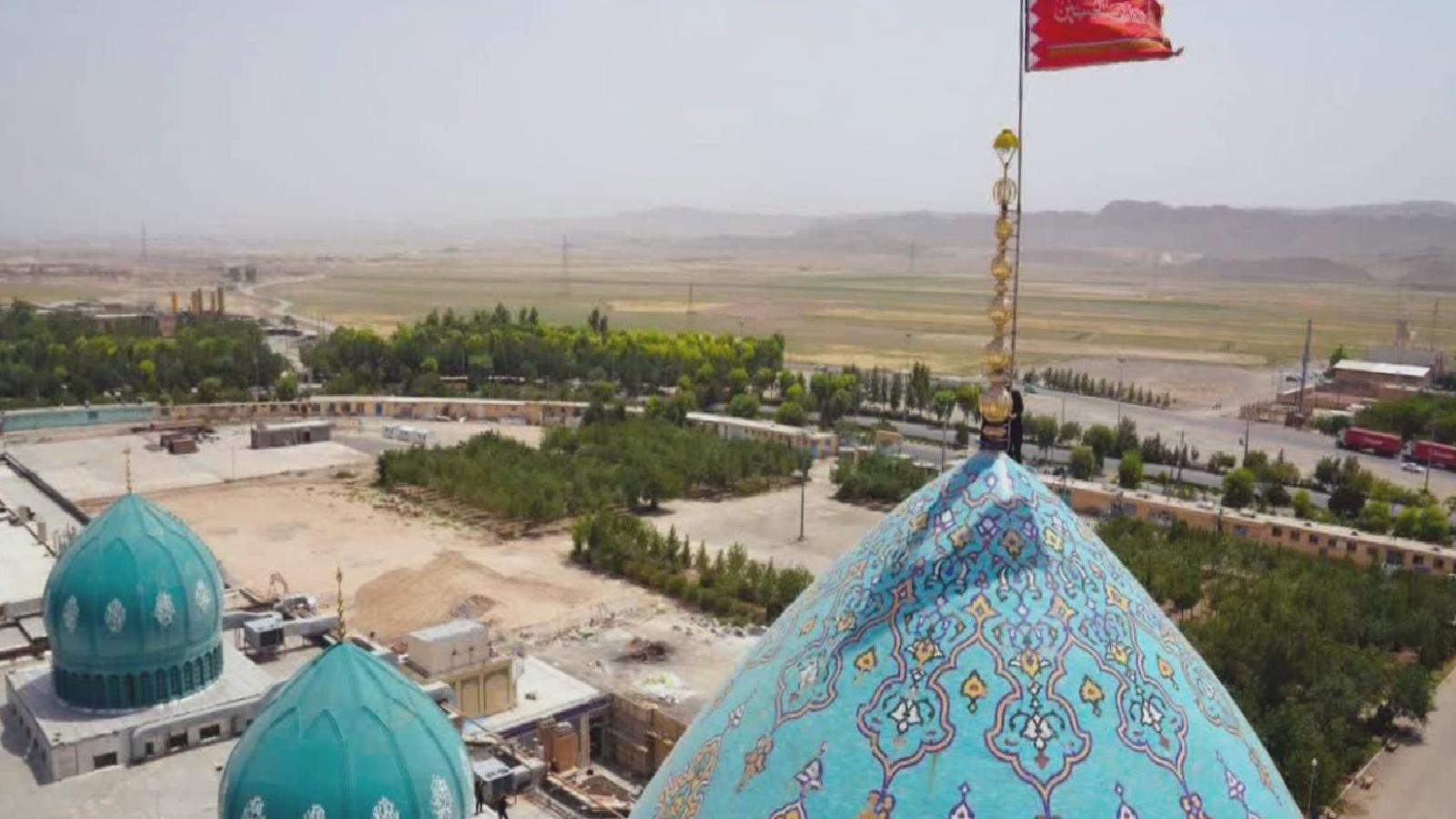 Ertuğrul Özkök | Günün sorusu: Tahran’da bayraklar yarıya inmeden kum kentinde intikam sancağını kim göndere çekti