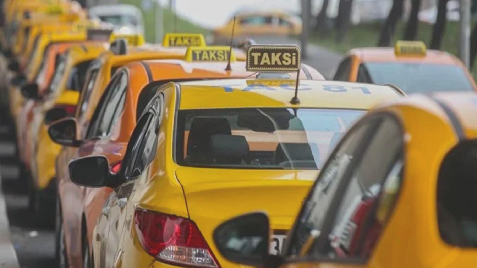 Ertuğrul Özkök: Her 10 kadından kaçı gece taksiye binmeye korkuyor?