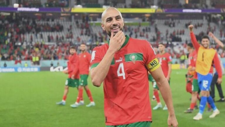 Fenerbahçe, Sofyan Amrabat transferini resmen duyurdu