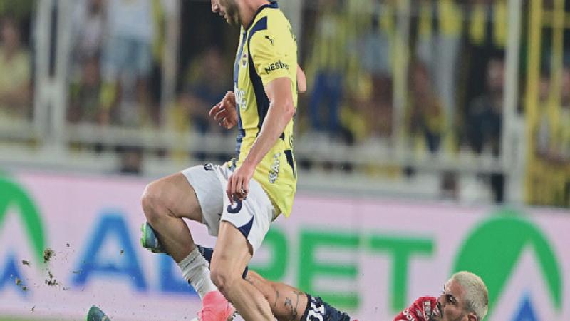 Fenerbahçe turu uzatmalarda kaybetti; Şampiyonlar Ligi’ne veda etti