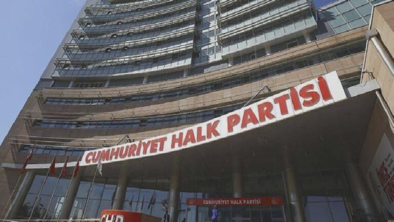 Tüzük kararı resmileşti; CHP’de olağanüstü kurultay tarihi belirlendi