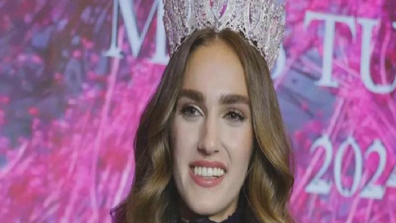 Ahmet Hakan: Güzellik çok da göreceli değildir, göreceliliğin bir haddi hududu vardır