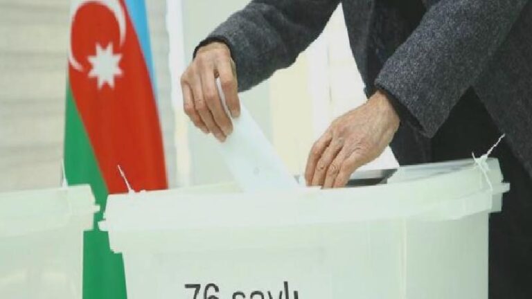 Azerbaycan sandık başında