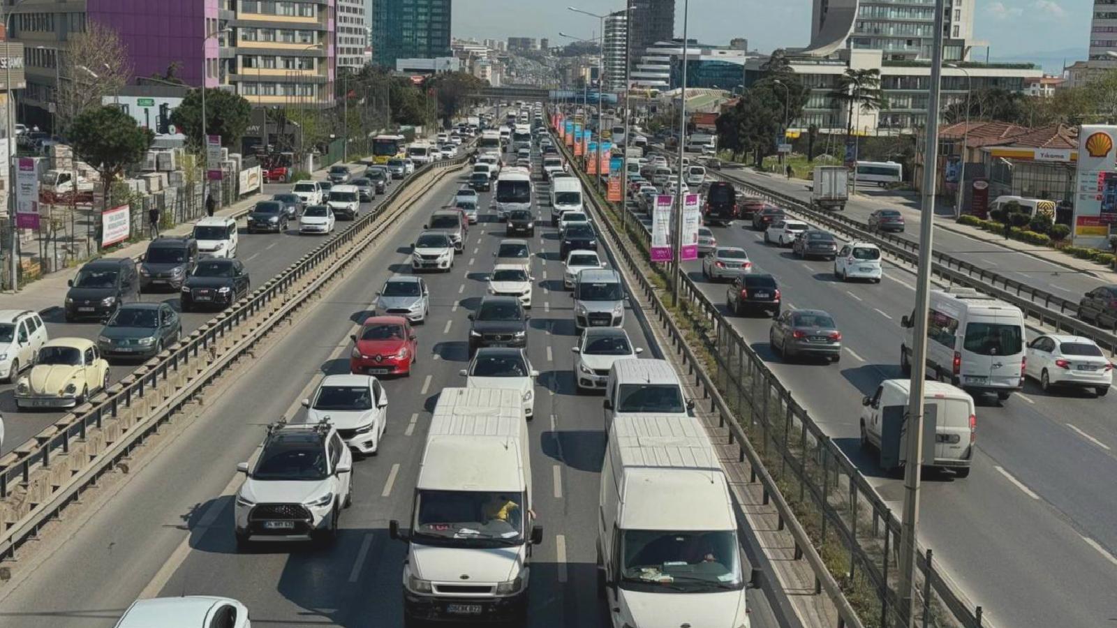 İstanbul’da bu yollar trafiğe kapalı olacak; işte ilçe ilçe güzergâhlar