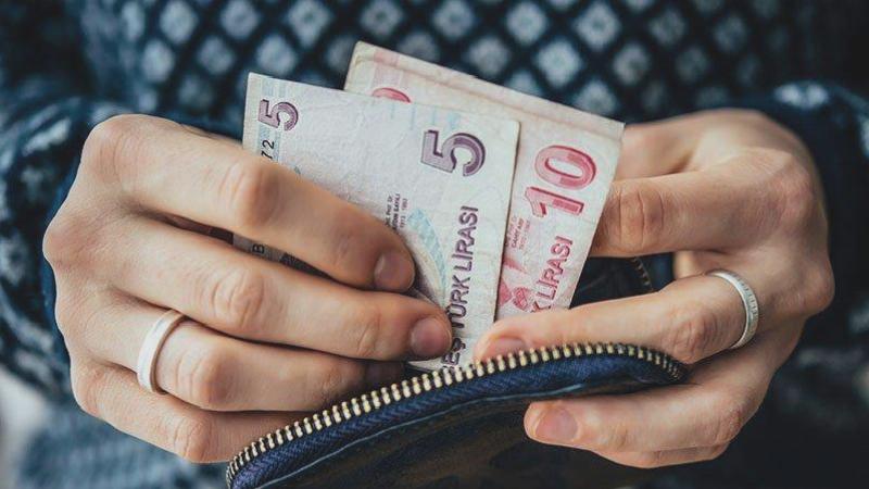 SGK Uzmanı, 2025 yılı asgari ücret, memur ve emekli mş tahminini açıkladı