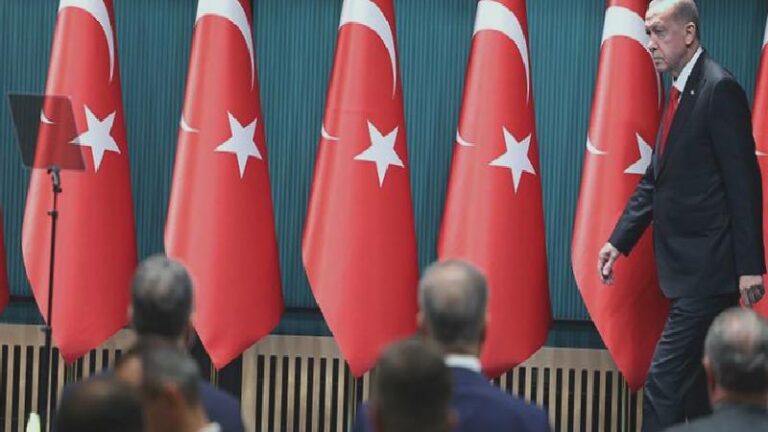 Kulis: Kabinede 3-5 kişi ya değişir ya değişmez