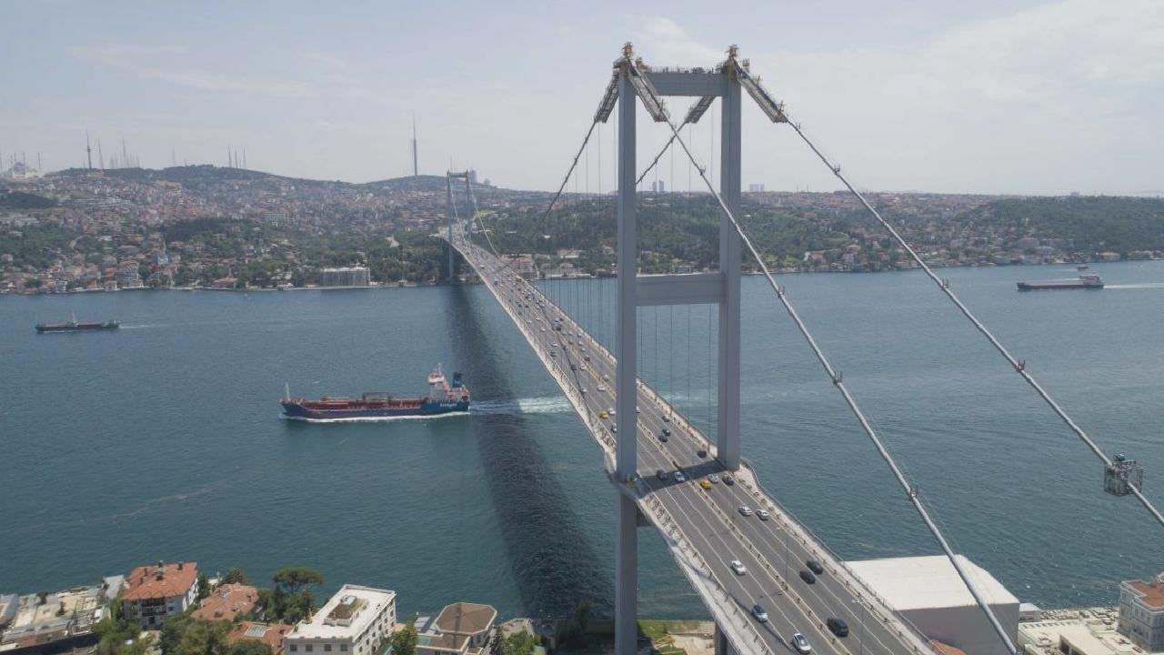 Ulaştırma Bakanlığı’nın gündeminde: 15 Temmuz Şehitler Köprüsü yayalara açılsın mı?
