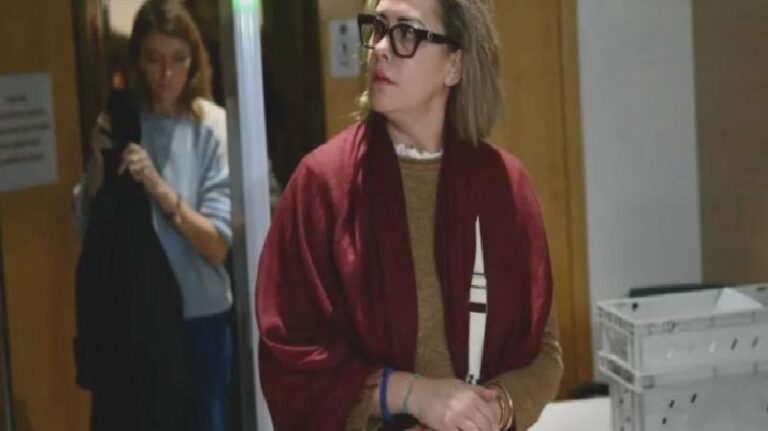 Gisele Pelicot’a toplu tecavüz davası: Babasına “Köpek benzeri yalnız öleceksin” diye seslendi