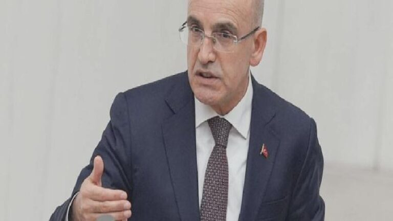 Bakan Şimşek’ten “mücbir sebep” açıklaması: Esnaf ile küçük ve orta işletmeleri önceliklendirecek şekilde uzatacağız