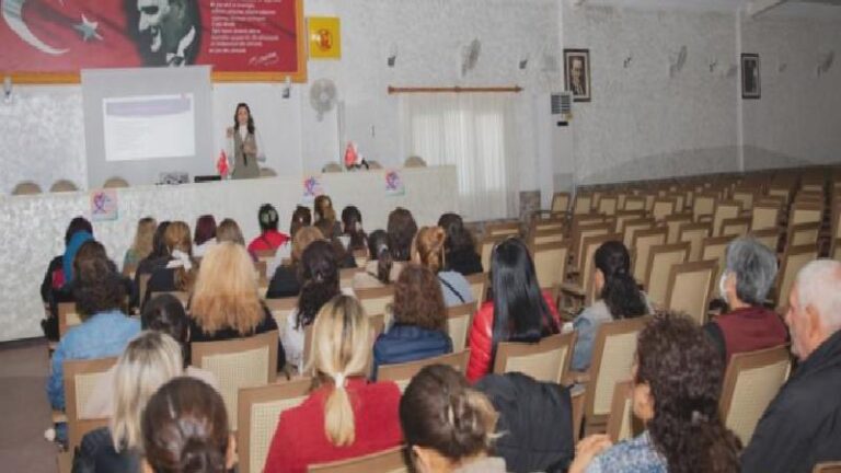 Mersin Büyükşehir Belediyesi’nden meme kanseri için farkındalık programı