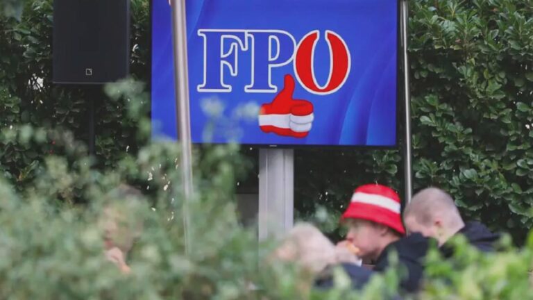 Avusturya’da aşırı sağcı FPÖ iktidara mı geliyor?