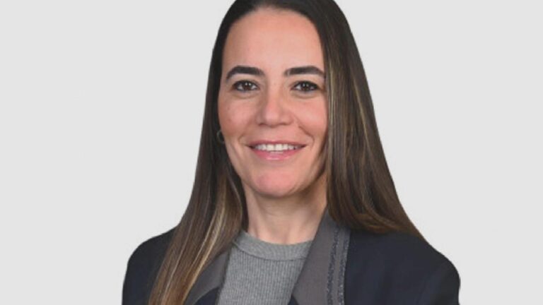 Ayyüce Türkeş, “Kerkük” bayrağını karıştırdı