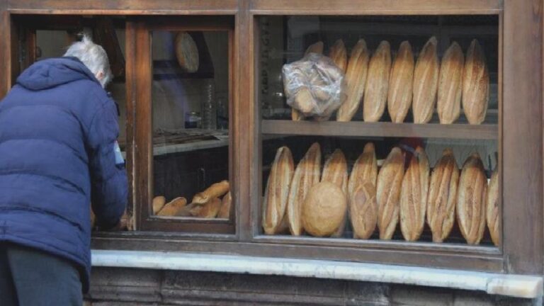 İzmir’de Halk Ekmek 8 lira oldu