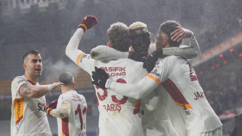 Lider Galatasaray, Kony deplasmanında