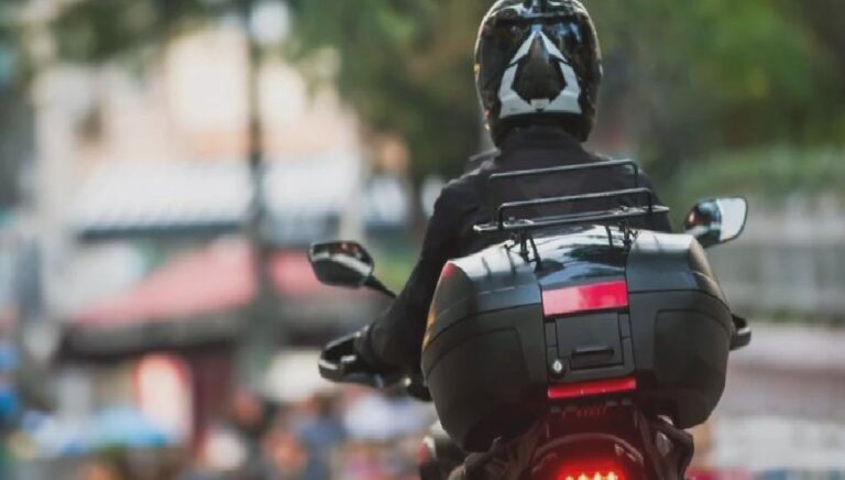 Motosiklet satışlarında sert fren: Sistem arızalı, plaka çıkarılamıyor!