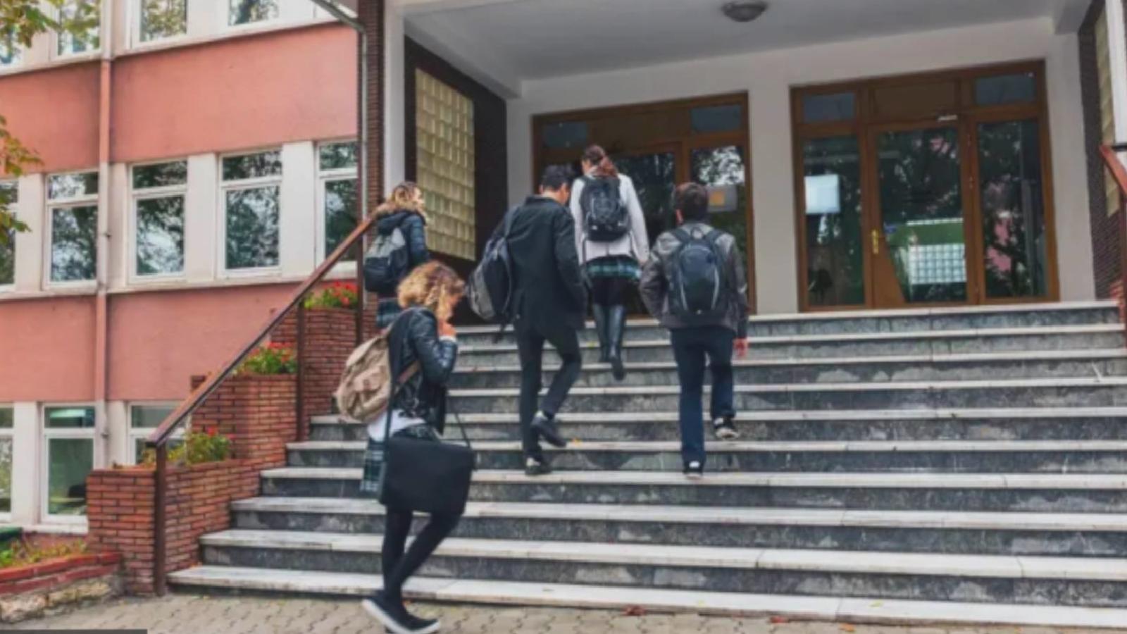 Özel okullarda fiyat artışları: ‘Velilerimiz pahalı buluyorsa, kayıt özgürlükleri var’