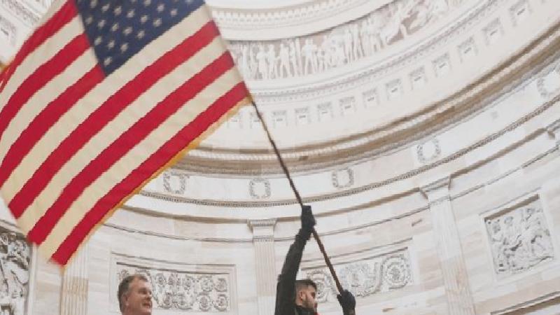 Trump’ın 6 Ocak Kongre baskınına karışanlara yönelik toplu af kararnamesi tartışılıyor