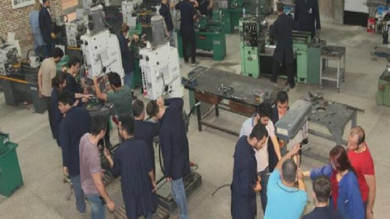 YÖK Başkanı Erol Özvar anlattı: Meslek yüksekokullarında yeni dönem başlıyor