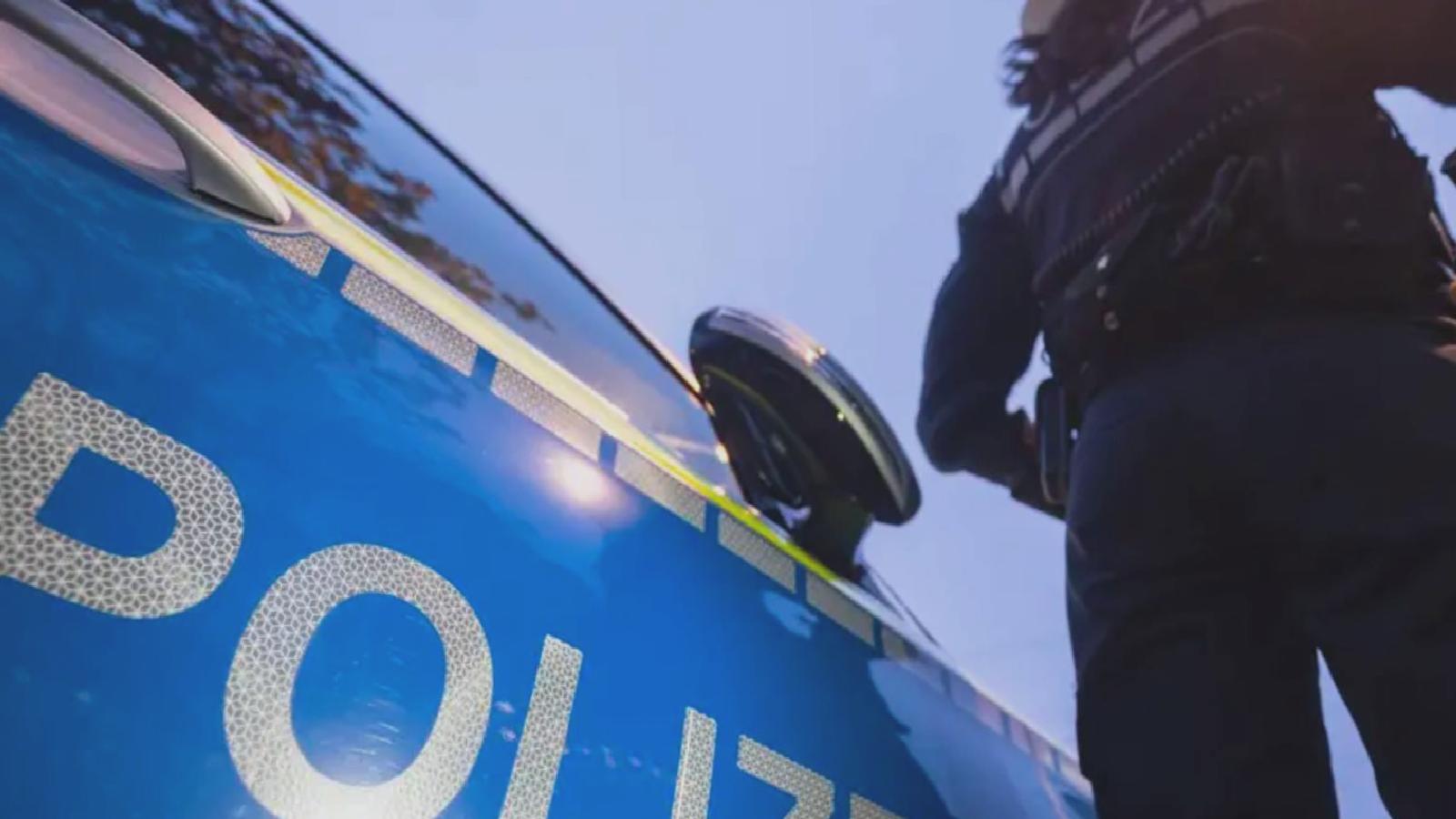 Almanya’da gazeteciye şiddet uygulayan polise para cezası