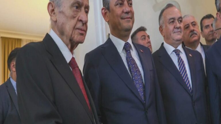 Bahçeli ‘Partinde otur’ dedi, Özel’den yanıt geldi: Darbeye karşı dur!