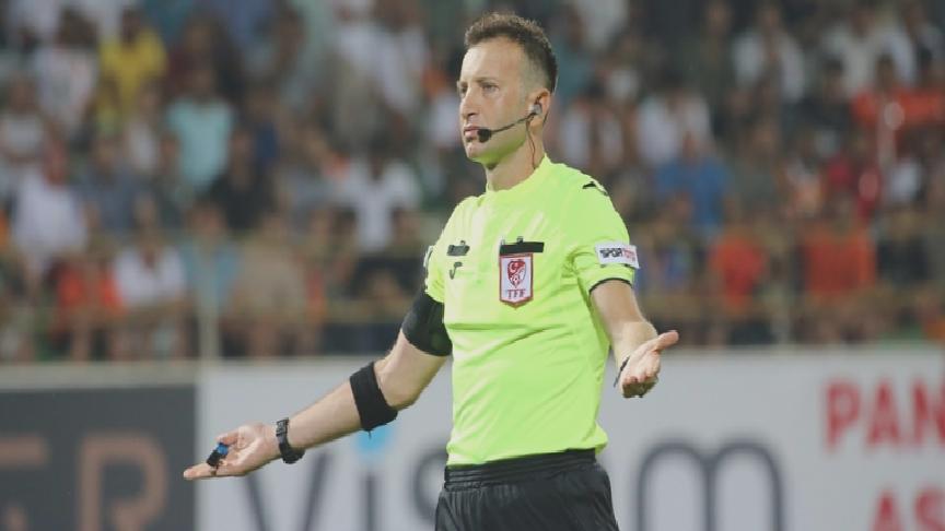 Beşiktaş-Galatasaray maçının hakemi Yasin Kol, ilk defa derbi yönetecek