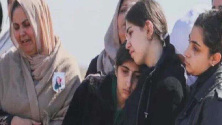 Suriye’de ailelerin evde öldürüldüğüne tanık olan Aleviler arasında dehşet ve korku hakim