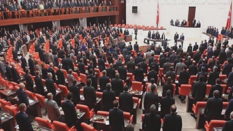 AKP, AYM’nin KHK ile düzenlendiği için iptal ettiği düzenlemeleri yeniden Meclis’e sundu