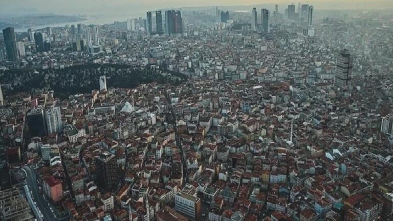 Çevre ve Şehircilik Bakanı Murat Kurum: Seferberlik ruhuyla çalışırsak, İstanbul’daki riski en aza indirir, İstanbul’u birkaç yıl içinde toparlarız