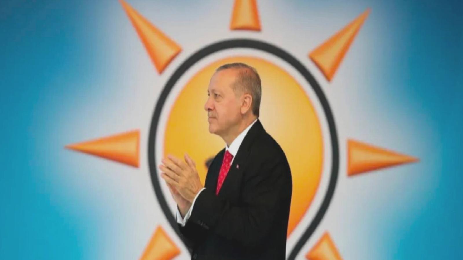 Cem Küçük: AKP’ye yakın olup İmamoğlu’na ve CHP’ye yanaşanlar var, Erdoğan her şeyin farkında