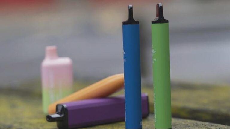Elektronik sigara çocukları haritadan avlıyor; influencer’lar satış tuzağına ortak