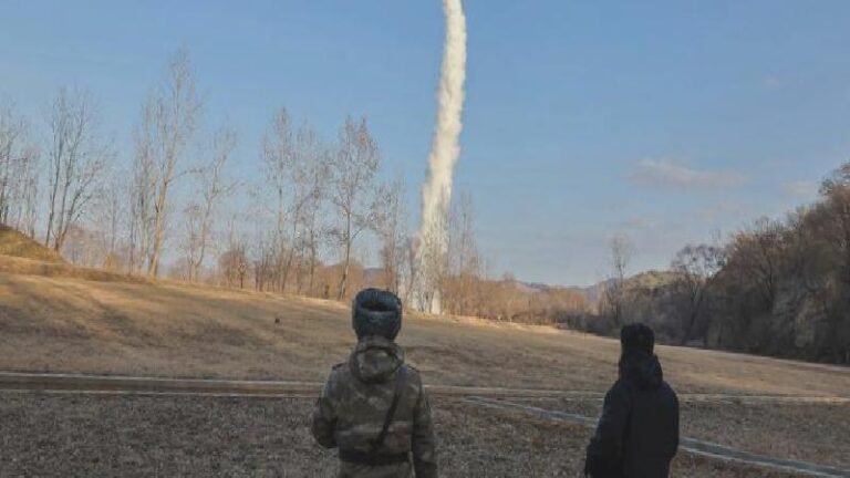 Güney Kore, Kuzey Kore’nin seyir füzeleri fırlattığını duyurdu