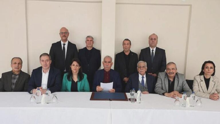 Kulis | MHP lideri Bahçeli önermişti; devlet PKK’nın “fesih” kongresinin Malazgirt’te yapılmasına sıcak bakıyor