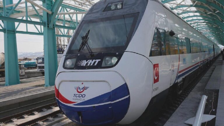 Kurban Bayramı için trenlerin yolcu kapasitesi artırılacak