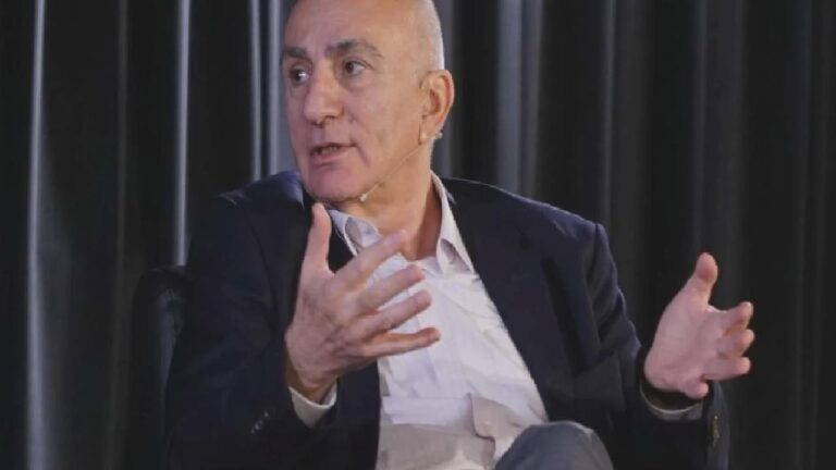 Mahfi Eğilmez: Büyük sessizlik kuramı