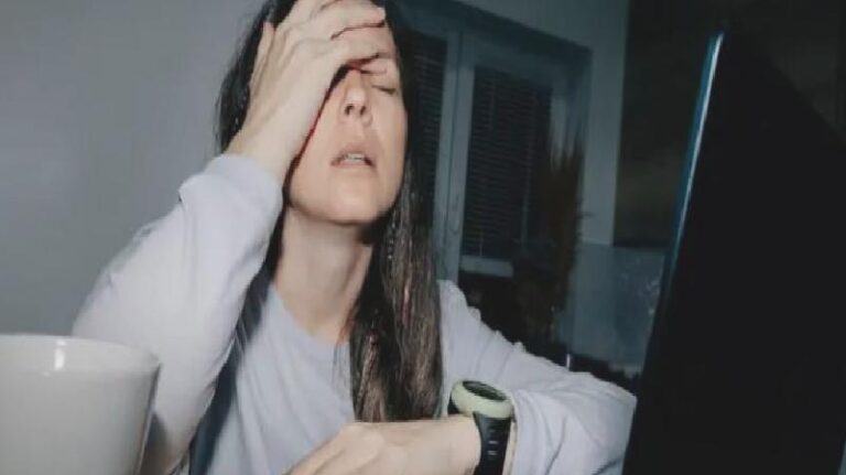 Mezuniyet sonrası işsizlik, gençleri depresyona sürüklüyor