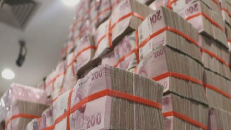 Bankalarda 10 bin TL mevduatı bulunanlar azaldı, 1 milyon ve üzeri mevduatı bulunanlar arttı