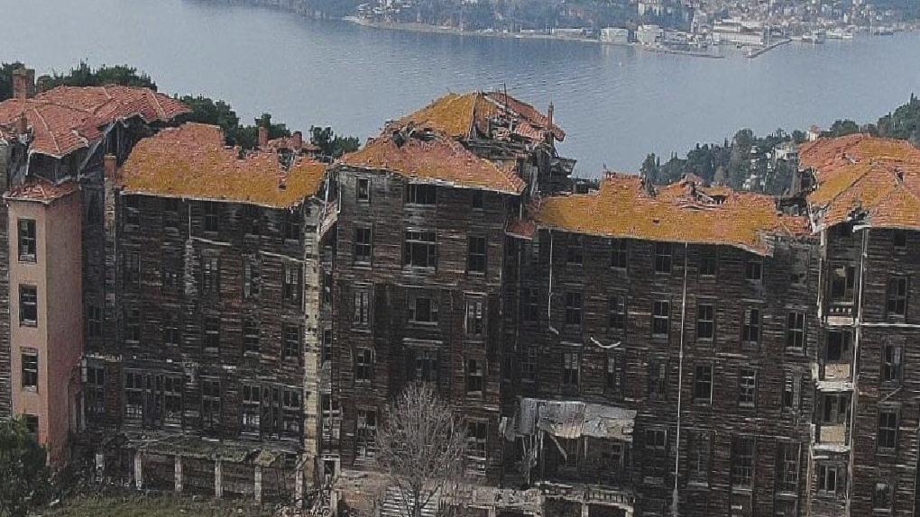 Fener Rum Patrikhanesi, Rum Yetimhanesi’ni otel yapmaya karar verdi
