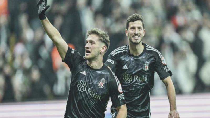 Hollanda ekibiyle yapılan Semih Kılıçsoy görüşmeleri çıkmaza girdi; işte Beşiktaş’ın istediği bonservis maddesi
