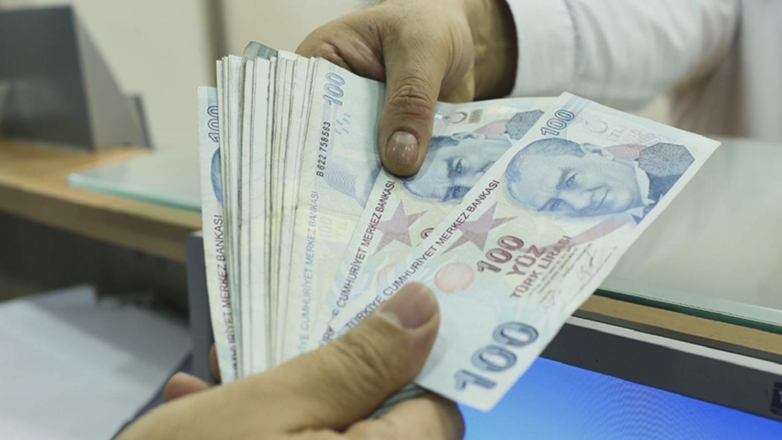 Memur ve emeklinin gözü 3 Temmuz’da: Zam ne kadar olacak?