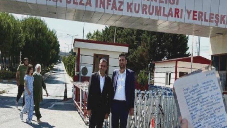 Ekrem İmamoğlu’ndan Sinoplu vatandaşlara, “cesaretiniz ve güçlü duruşunuz en büyük güç kaynağı” mesajı
