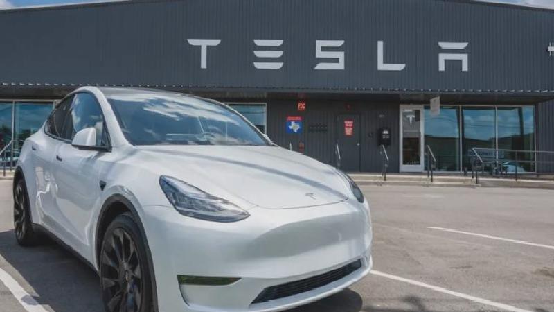 Tesla Türkiye’den ÖTV açıklaması: Temmuz ayı listemesi durduruldu, mevcut siparişlerde güncel oran yansıtılacak