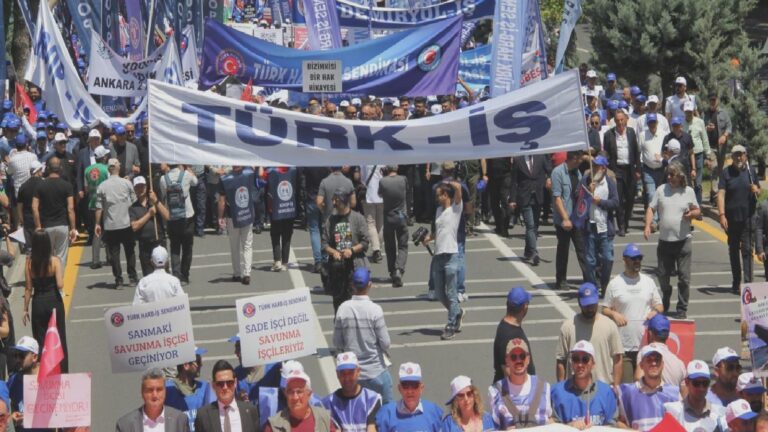TÜRK-İŞ Genel Başkanı Atalay: 26 Ağustos’ta grevi uygulamaya geçirmek mecburiyetindeyiz