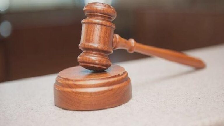 ABD’de göçmen gözaltı merkezi “Timsah Alcatraz”ın inşaatı yargıç kararıyla geçici olarak durduruldu