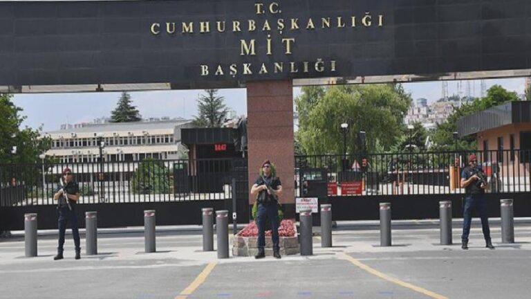 Abdulkadir Selvi: MİT, PKK’nın elindeki iki görevlisini getirdi