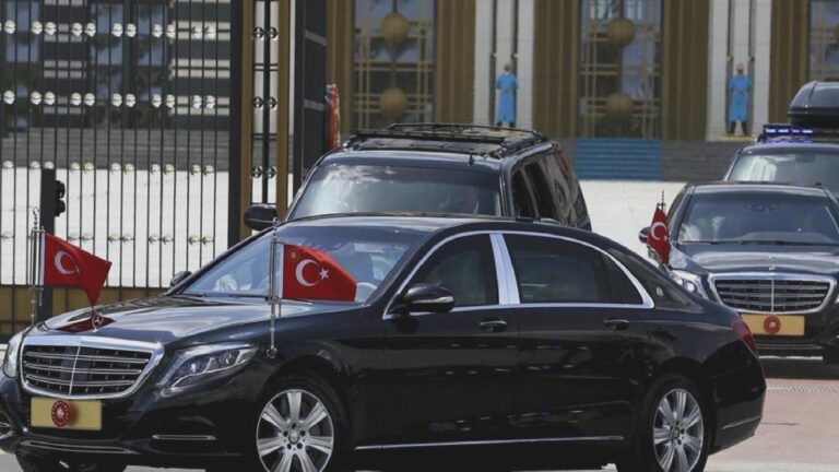 Akif Beki: Kamu envanterindeki  119 bin aracın 2 binden azı makama tahsisliymiş; tasarruf paketine niye kondu öyleyse?