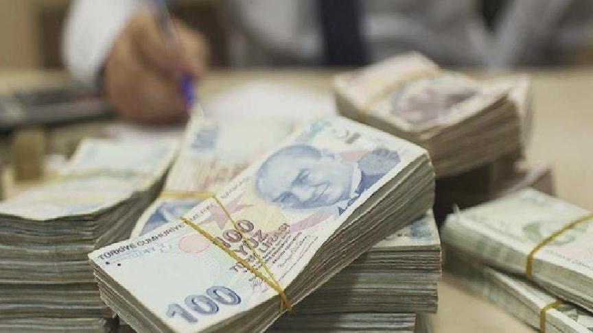 Deniz Zeyrek: Bir kamu bankasının çok üst düzey yöneticisi yeğenine 1 milyar lira kredi kullandırtmış