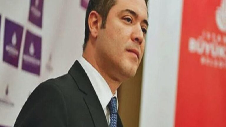 Murat Ongun’ndan Beyoğlu Belediyesi’ne yapılan operasyona tepki: Hakkında bir soruşturma var idiyse, sadece bir hafta önce neden yurt dışına çıkmasına göz yumdunuz